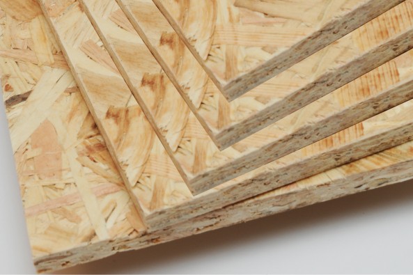 OSB (Oriented Strand Board)